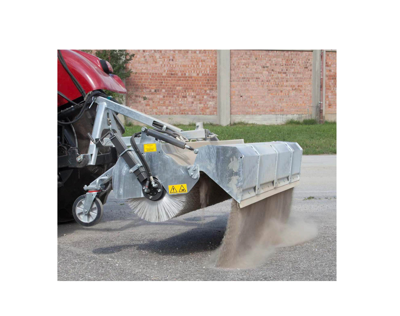 Fliegl Kehrmaschine Economy Dreipunktaufnahme