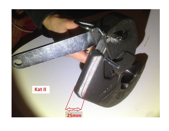 Kat II Unterlenker Fanghaken CBM