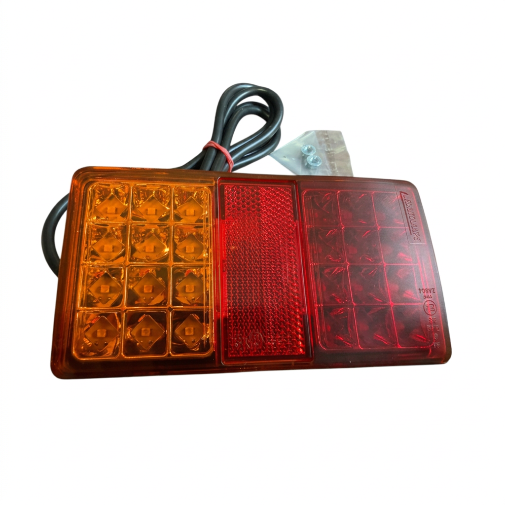 Rückleuchte LED 12/24V 150mmx80mm  Kabel 1,5m Anhänger Anbaugerät