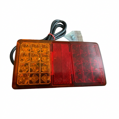 Rückleuchte LED 12/24V 150mmx80mm  Kabel 1,5m Anhänger Anbaugerät